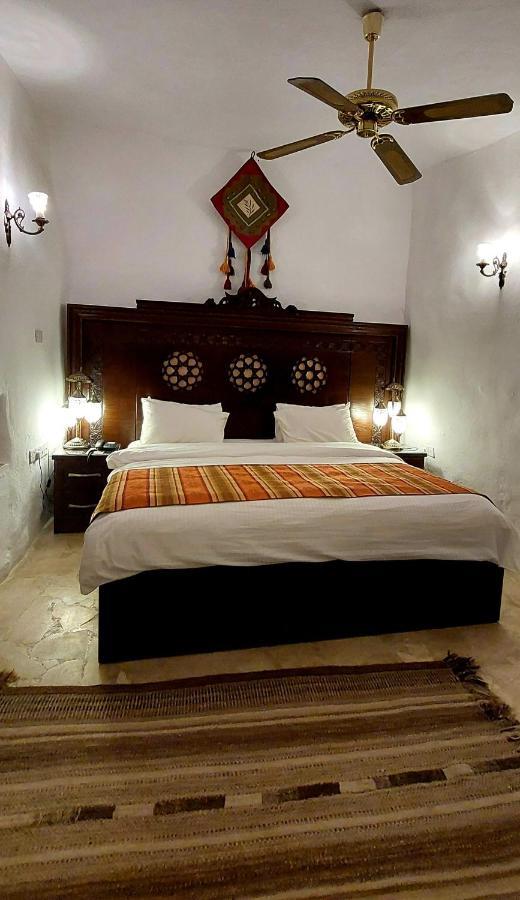 Hayat Zaman Hotel And Resort Petra Wadi Musa Exteriör bild
