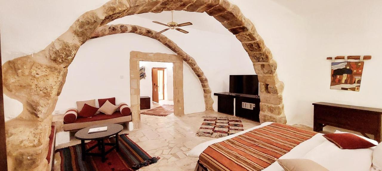 Hayat Zaman Hotel And Resort Petra Wadi Musa Exteriör bild